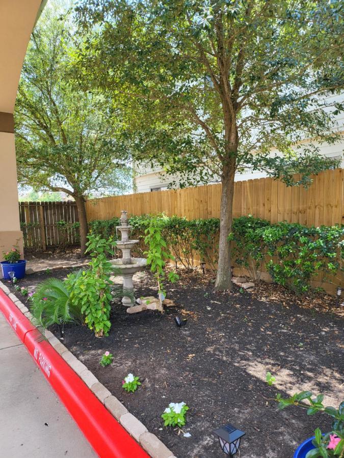 Palace Inn Sam Houston Race Park West Road Luaran gambar
